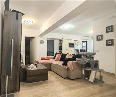 Apartament Nou 3 camere  de vanzare  Tatarasi