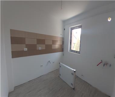 Apartament Nou 3 camere  de vanzare  C.U.G.