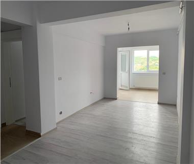 Apartament Nou 3 camere  de vanzare  Valea Lupului