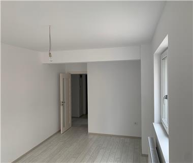 Apartament Nou 3 camere  de vanzare  Valea Lupului