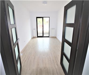 Apartament Nou 4 camere  de vanzare  Galata