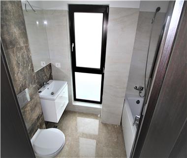 Apartament Nou 4 camere  de vanzare  Galata