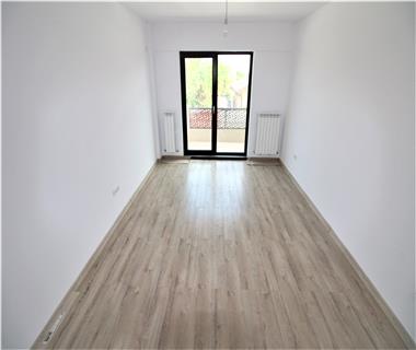 Apartament Nou 4 camere  de vanzare  Galata